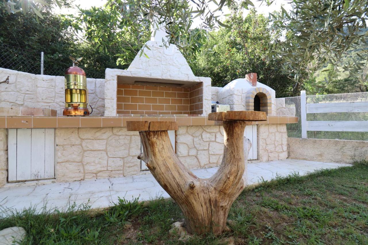 Theonymfi Luxury Villas Doukádes Extérieur photo